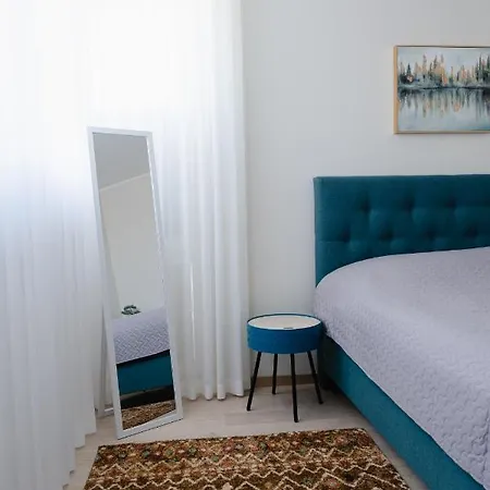 Apartament Vesiroosi - 1 *